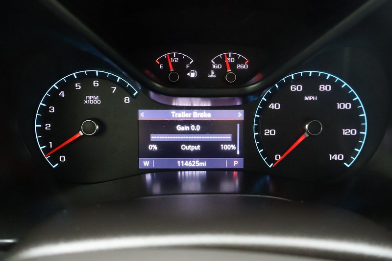 GMC Canyon Vehicle Full-screen Gallery Image 23