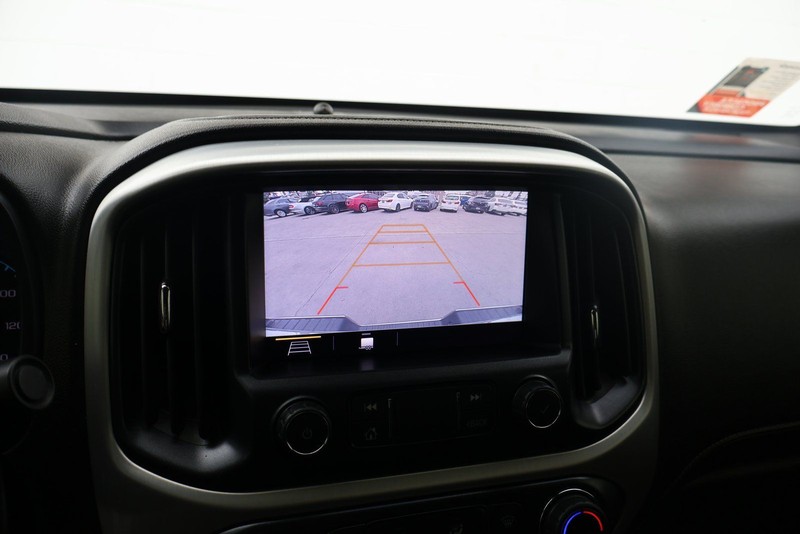 GMC Canyon Vehicle Full-screen Gallery Image 29