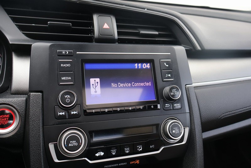 Honda Civic Coupe Vehicle Full-screen Gallery Image 27