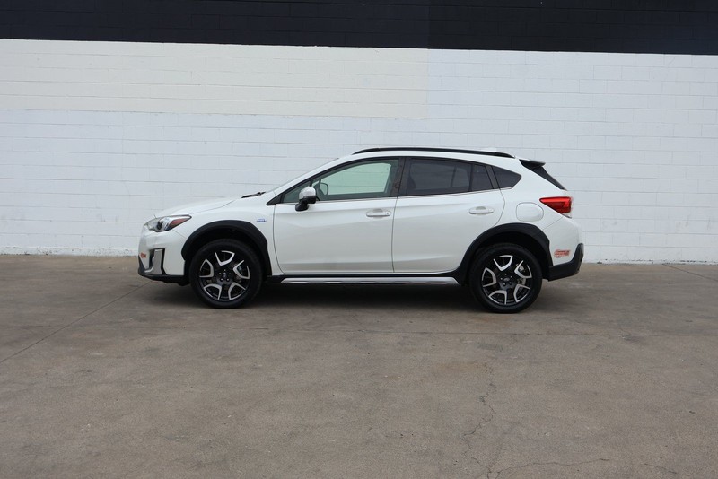 Subaru Crosstrek Vehicle Full-screen Gallery Image 10