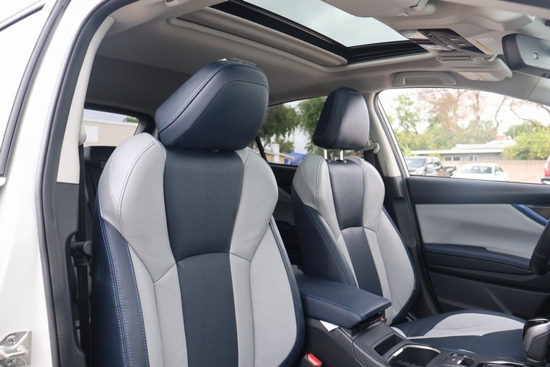 Subaru Crosstrek Vehicle Full-screen Gallery Image 20