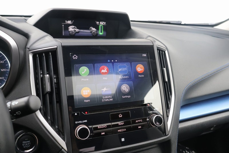 Subaru Crosstrek Vehicle Full-screen Gallery Image 28