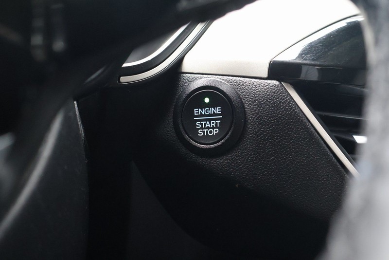 Ford Escape Vehicle Full-screen Gallery Image 29