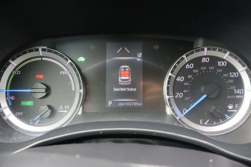 Toyota Highlander Hybrid Vehicle Full-screen Gallery Image 26