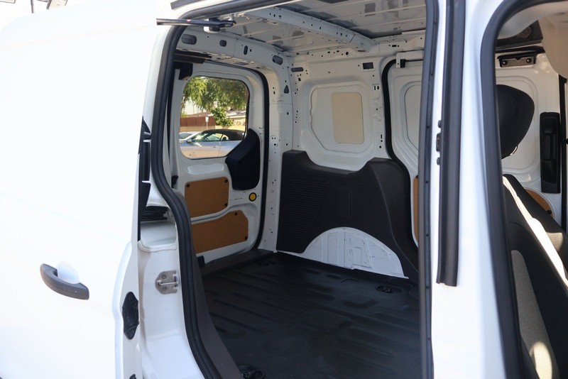 Ford Transit Connect Van Vehicle Full-screen Gallery Image 22