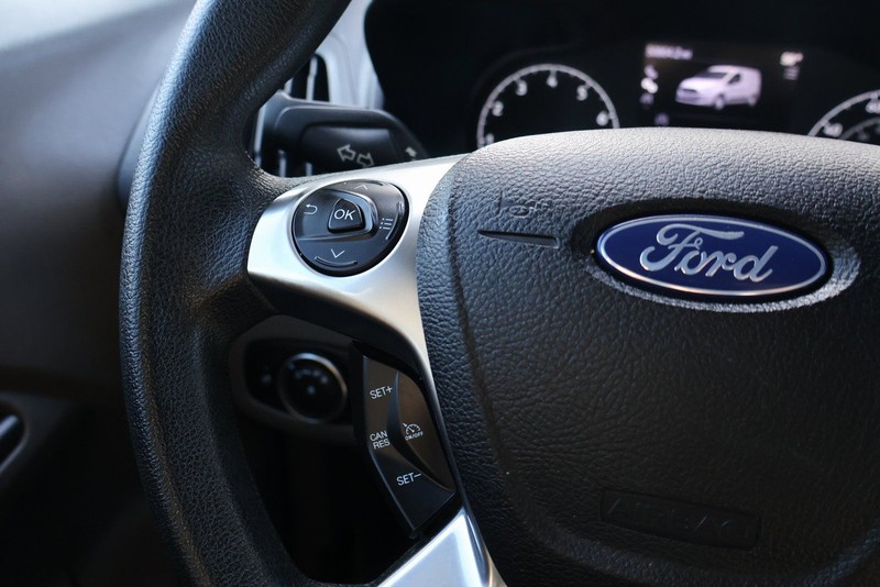 Ford Transit Connect Van Vehicle Full-screen Gallery Image 26