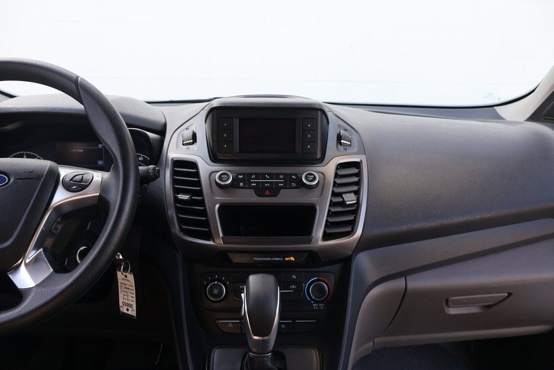 Ford Transit Connect Van Vehicle Full-screen Gallery Image 28