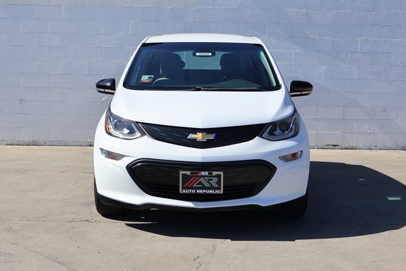 Chevrolet Bolt EV Vehicle Full-screen Gallery Image 02