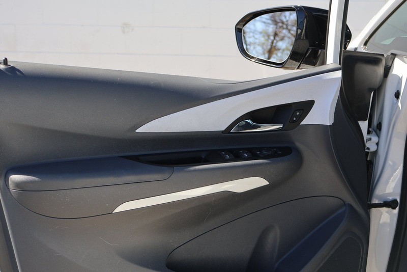 Chevrolet Bolt EV Vehicle Full-screen Gallery Image 15