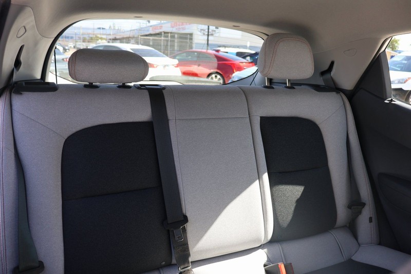 Chevrolet Bolt EV Vehicle Full-screen Gallery Image 21