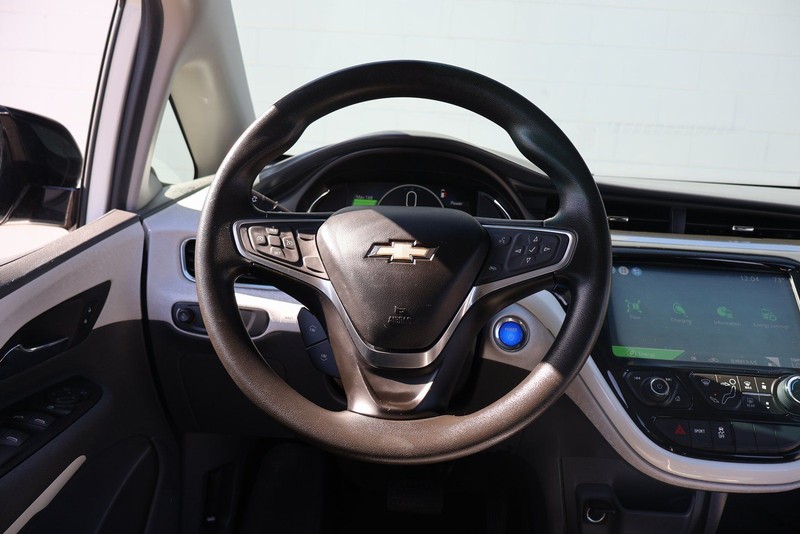 Chevrolet Bolt EV Vehicle Full-screen Gallery Image 24