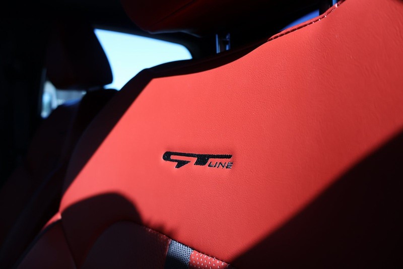 Kia K5 Vehicle Full-screen Gallery Image 17