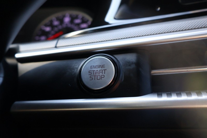 Kia K5 Vehicle Full-screen Gallery Image 26