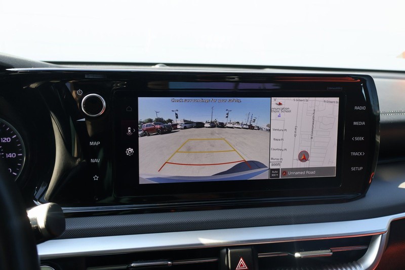 Kia K5 Vehicle Full-screen Gallery Image 29