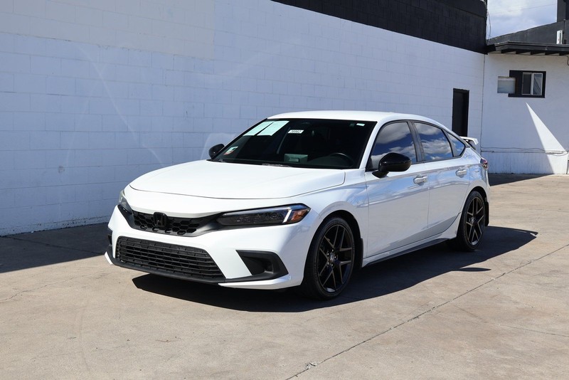 Honda Civic Hatchback Vehicle Full-screen Gallery Image 11