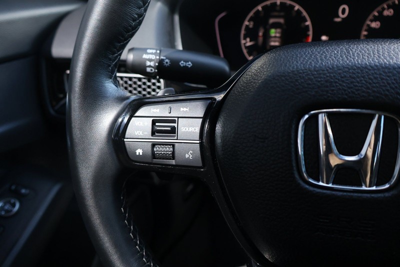 Honda Civic Hatchback Vehicle Full-screen Gallery Image 26