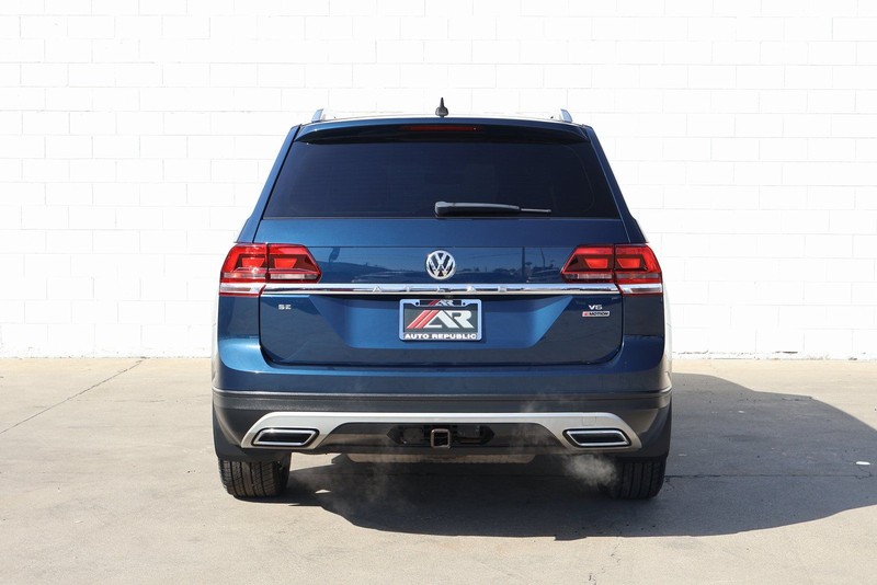 Volkswagen Atlas Vehicle Full-screen Gallery Image 06