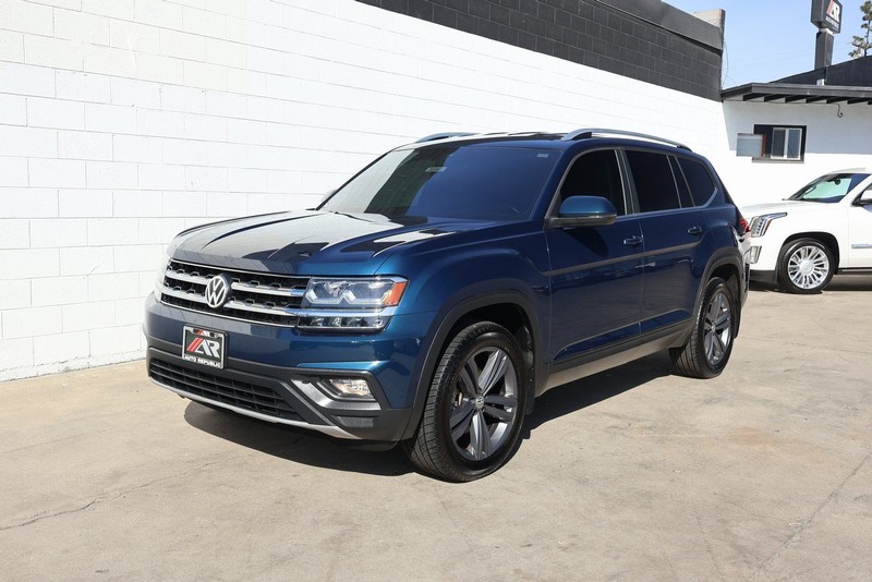 Volkswagen Atlas Vehicle Full-screen Gallery Image 12