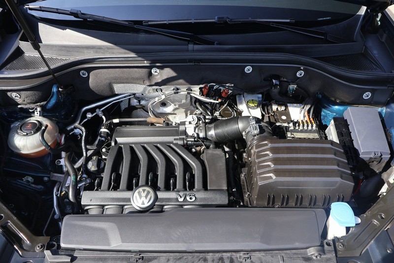 Volkswagen Atlas Vehicle Full-screen Gallery Image 13
