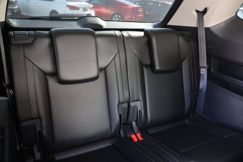 Volkswagen Atlas Vehicle Full-screen Gallery Image 23