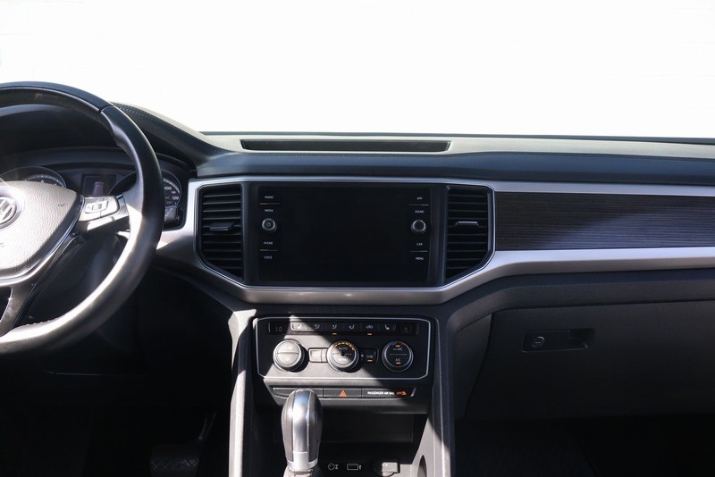Volkswagen Atlas Vehicle Full-screen Gallery Image 30