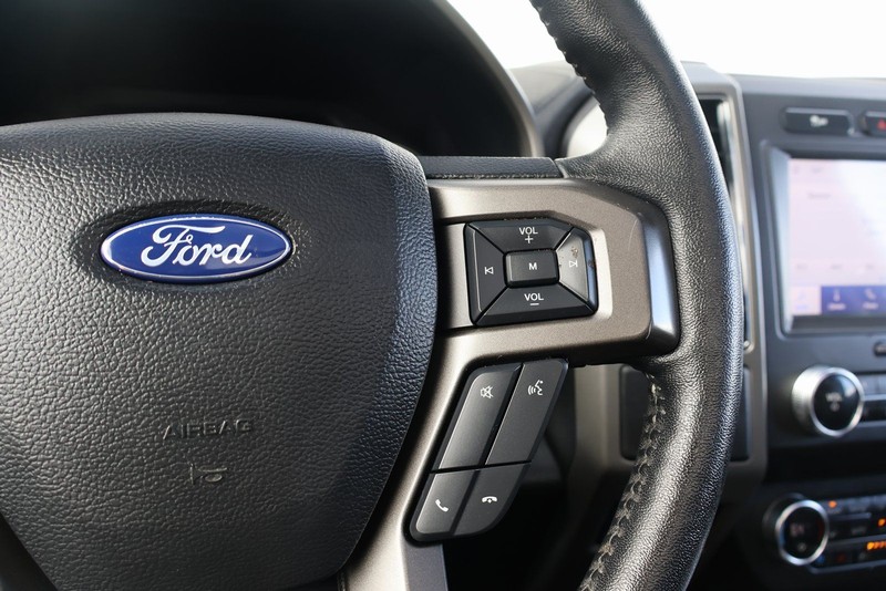 Ford Expedition Vehicle Full-screen Gallery Image 29