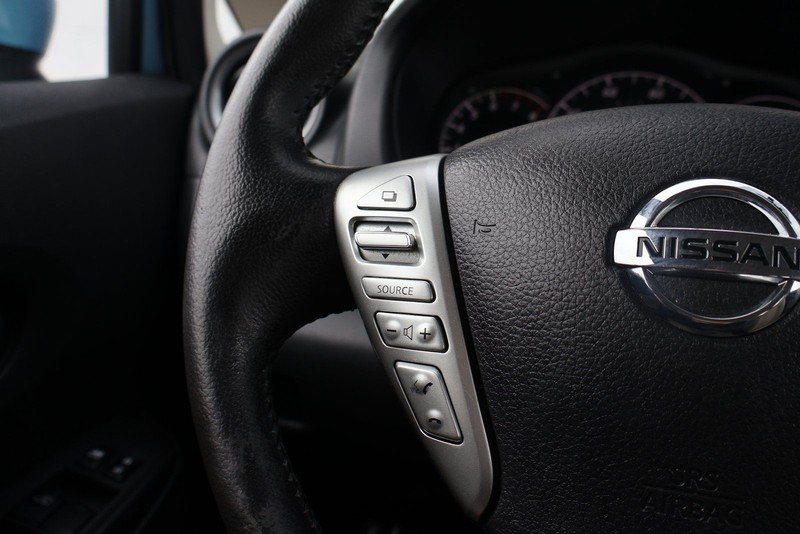 Nissan Versa Note Vehicle Full-screen Gallery Image 25