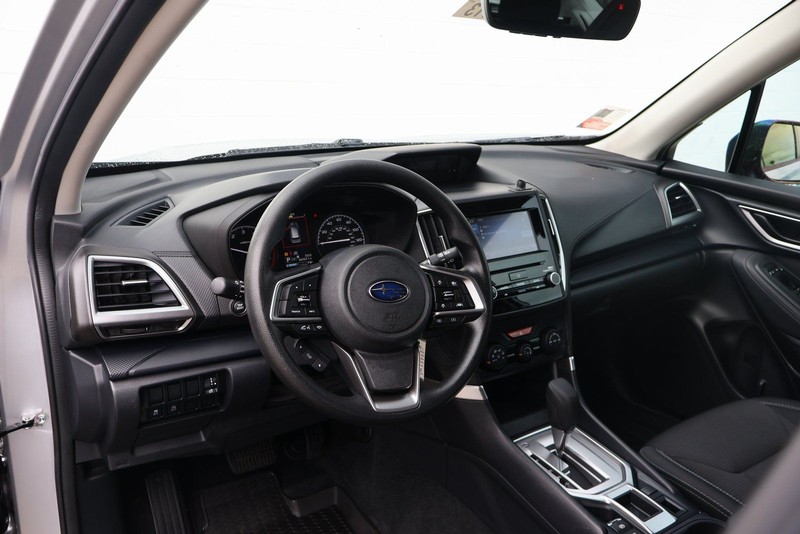 Subaru Forester Vehicle Full-screen Gallery Image 16