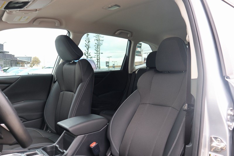 Subaru Forester Vehicle Full-screen Gallery Image 17