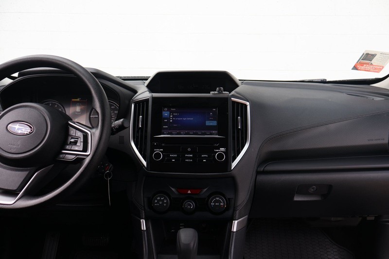 Subaru Forester Vehicle Full-screen Gallery Image 28