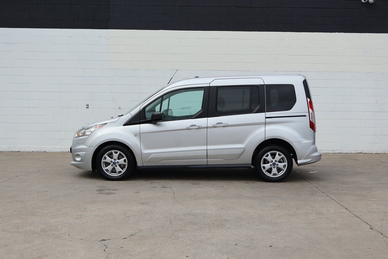 Ford Transit Connect Wagon Vehicle Full-screen Gallery Image 11