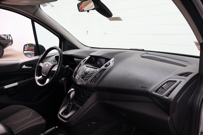 Ford Transit Connect Wagon Vehicle Full-screen Gallery Image 21