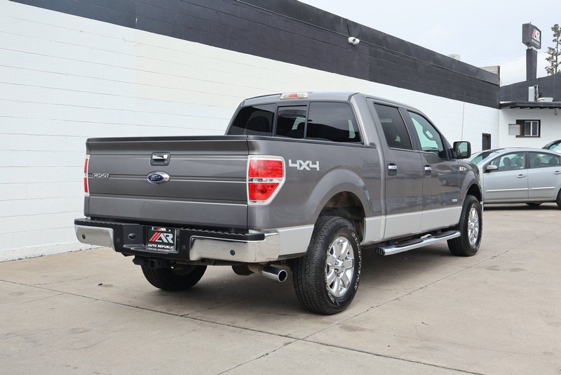 Ford F-150 Vehicle Full-screen Gallery Image 05