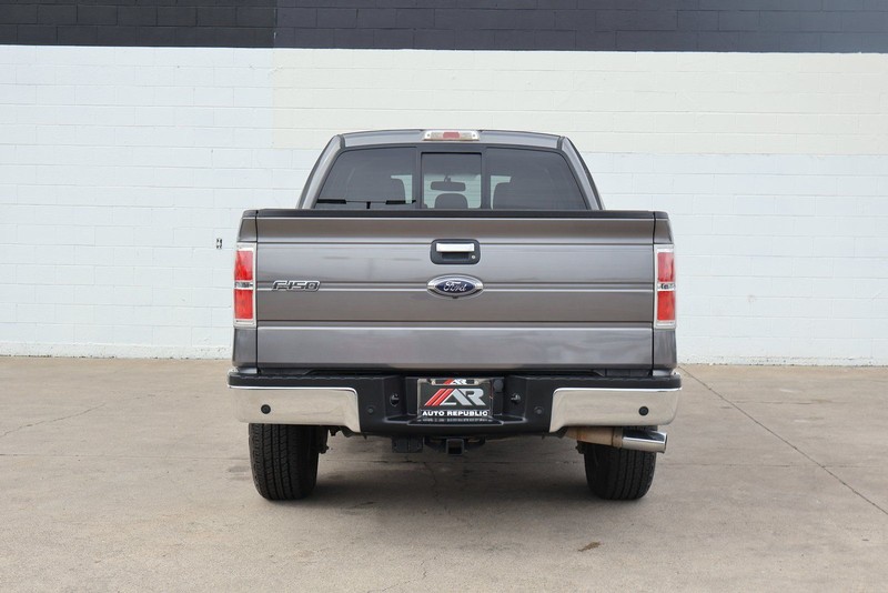 Ford F-150 Vehicle Full-screen Gallery Image 06