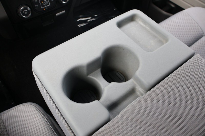 Ford F-150 Vehicle Full-screen Gallery Image 31