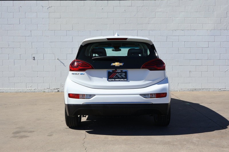 Chevrolet Bolt EV Vehicle Full-screen Gallery Image 06