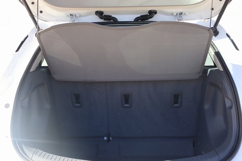 Chevrolet Bolt EV Vehicle Full-screen Gallery Image 08