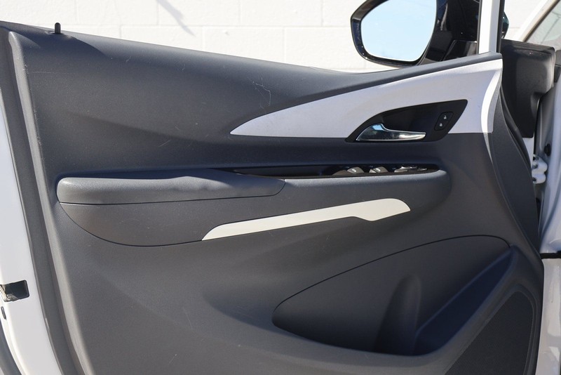 Chevrolet Bolt EV Vehicle Full-screen Gallery Image 15