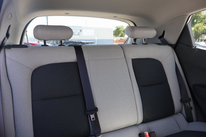 Chevrolet Bolt EV Vehicle Full-screen Gallery Image 21