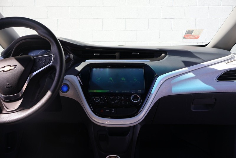 Chevrolet Bolt EV Vehicle Full-screen Gallery Image 27