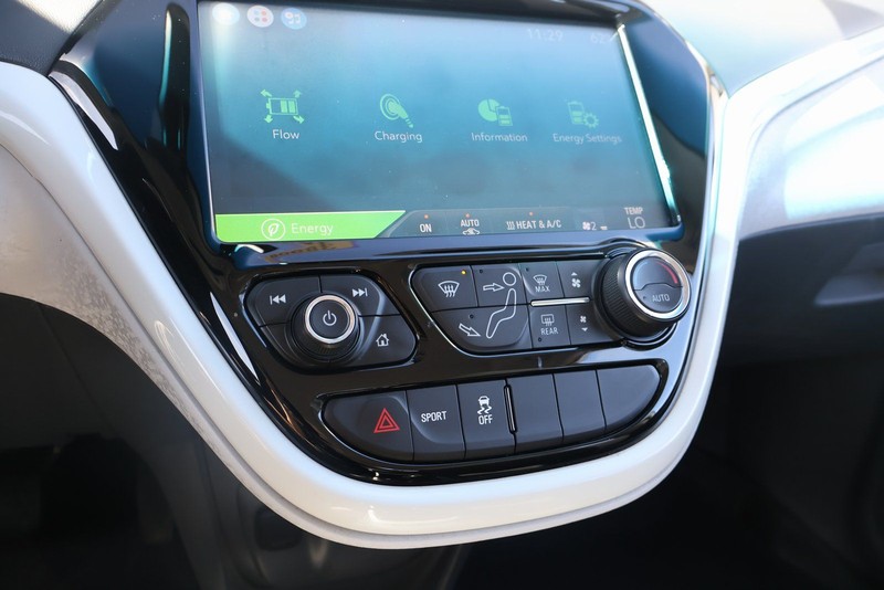 Chevrolet Bolt EV Vehicle Full-screen Gallery Image 30