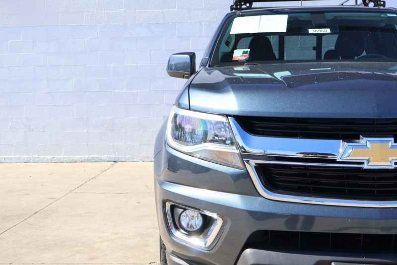 Chevrolet Colorado Vehicle Full-screen Gallery Image 04