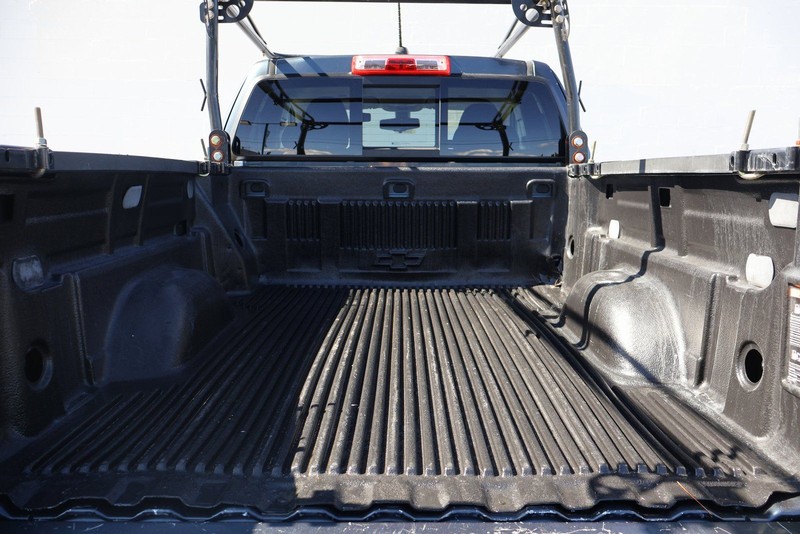 Chevrolet Colorado Vehicle Full-screen Gallery Image 06