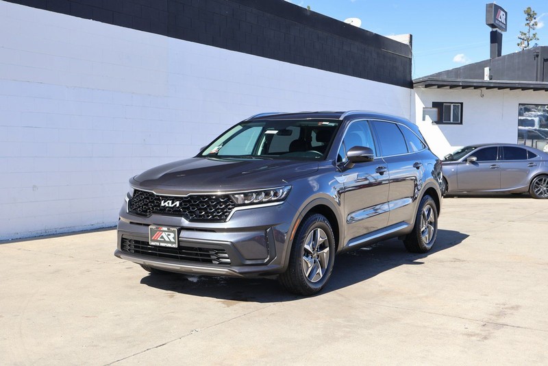 Kia Sorento Hybrid Vehicle Full-screen Gallery Image 11