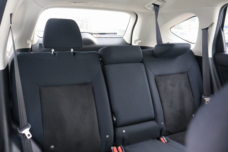 Honda CR-V Vehicle Full-screen Gallery Image 21