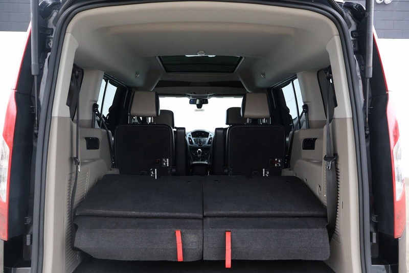 Ford Transit Connect Wagon Vehicle Full-screen Gallery Image 08
