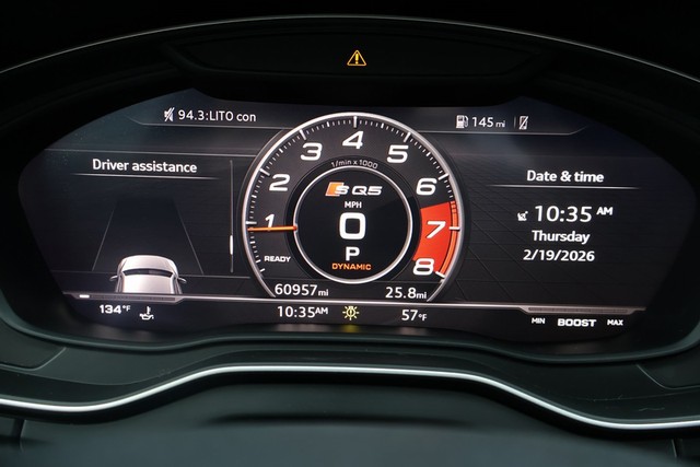 Audi SQ5 Vehicle Full-screen Gallery Image 26