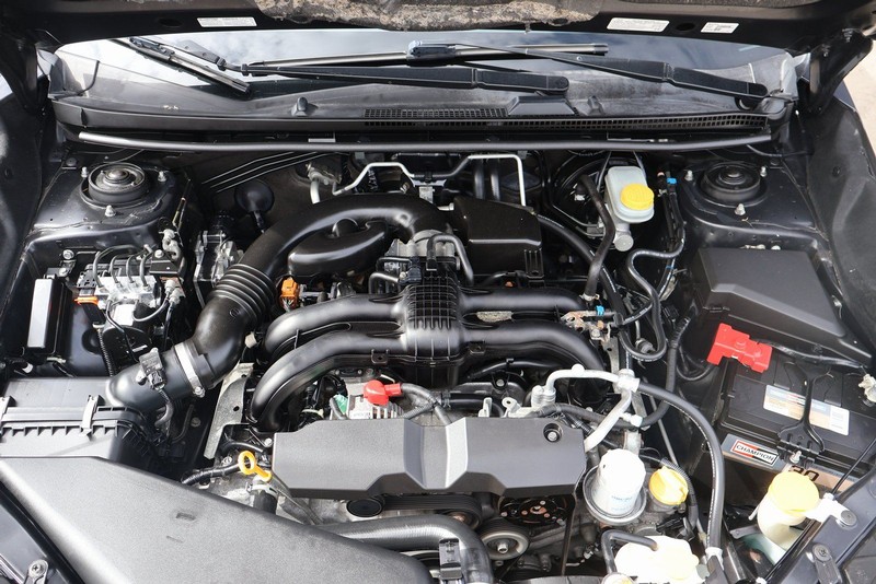 Subaru Crosstrek Vehicle Full-screen Gallery Image 12