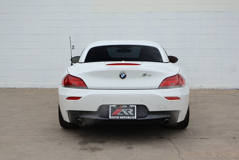 BMW Z3 Vehicle Full-screen Gallery Image 06