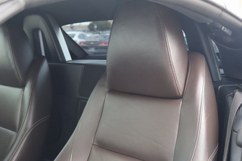 BMW Z3 Vehicle Full-screen Gallery Image 18